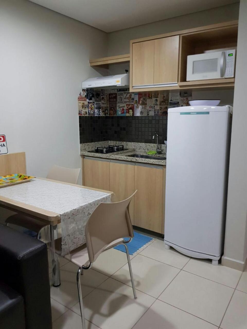 Appartement Casa Da Madeira à Caldas Novas Extérieur photo